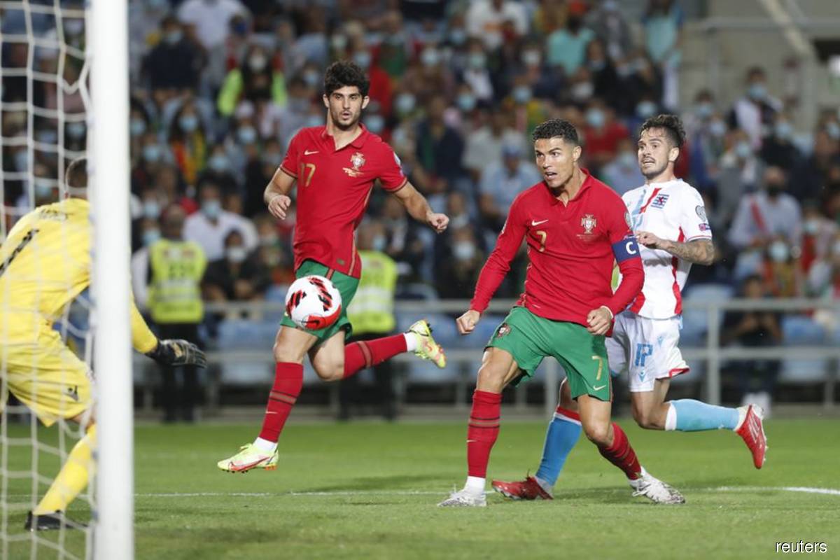 Ronaldo nets hat-trick as Portugal rout Luxembourg